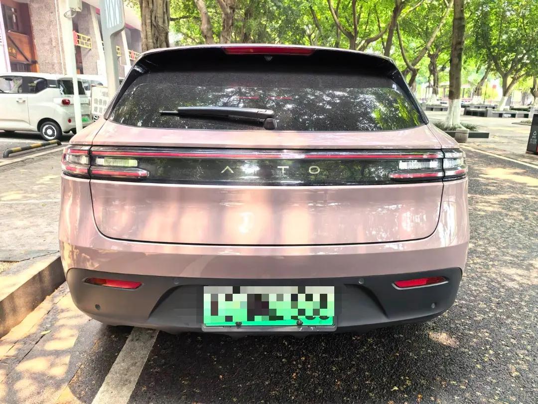 AITO 2023款 问界M5 EV 纯电四驱智驾版 自动挡 9