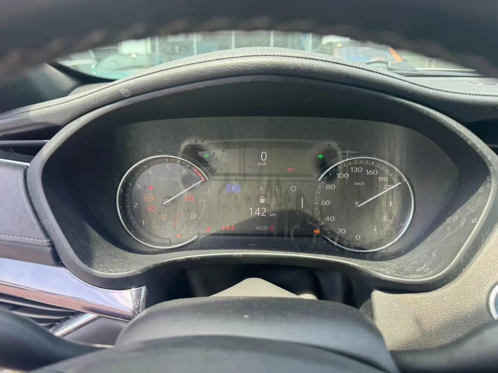 Cadillac XT4 2021 28T Two-Drive Technology 3