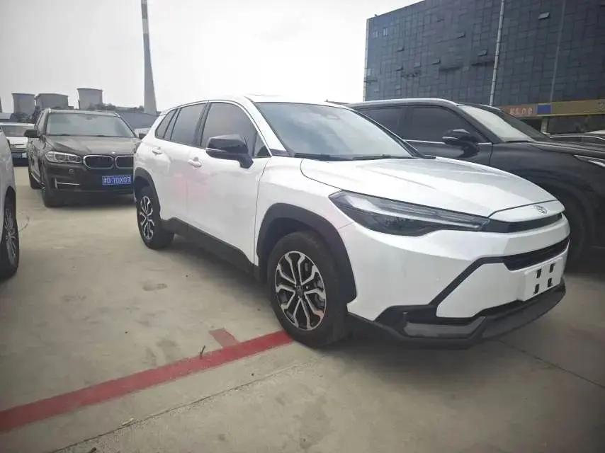 Toyota 2026 Fenglanda Shuangqing 2.0 Stepless Intelligent Electric Hybrid Leading Edition Automatic Gear 2