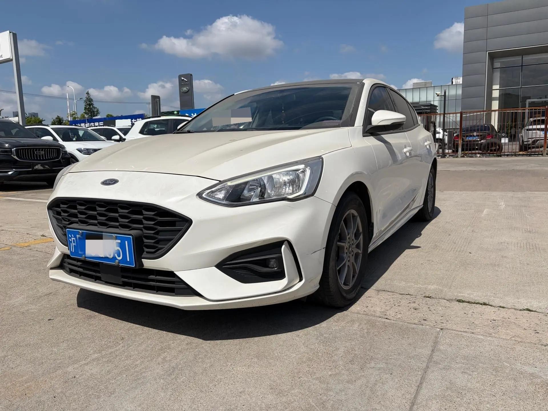 Fox 2020 hatchback 1.5L automatic front jump