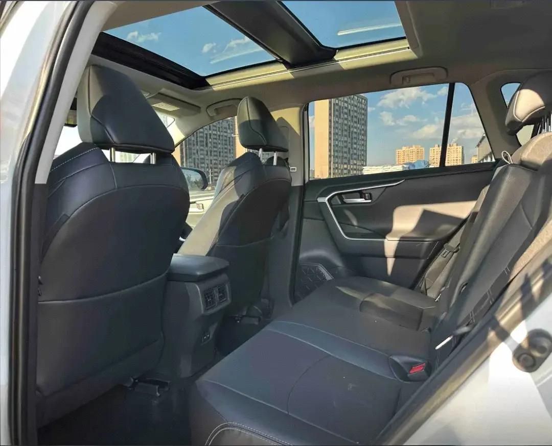 Toyota 2024 Weilanda Dual Engine 2.5 Stepless Two-Drive Luxury PLUS Edition Automatic Gear 8