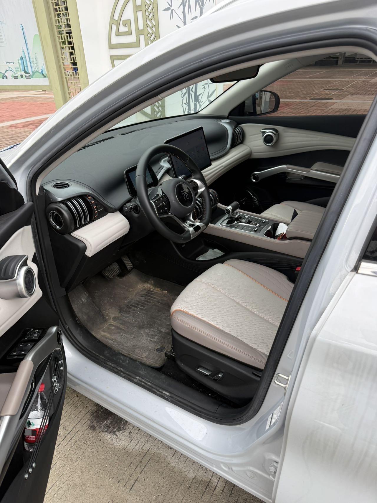 BYD Yuan PLUS 2024 Yuan PLUS Glory Edition 430KM Exceed Automatic Gear 2