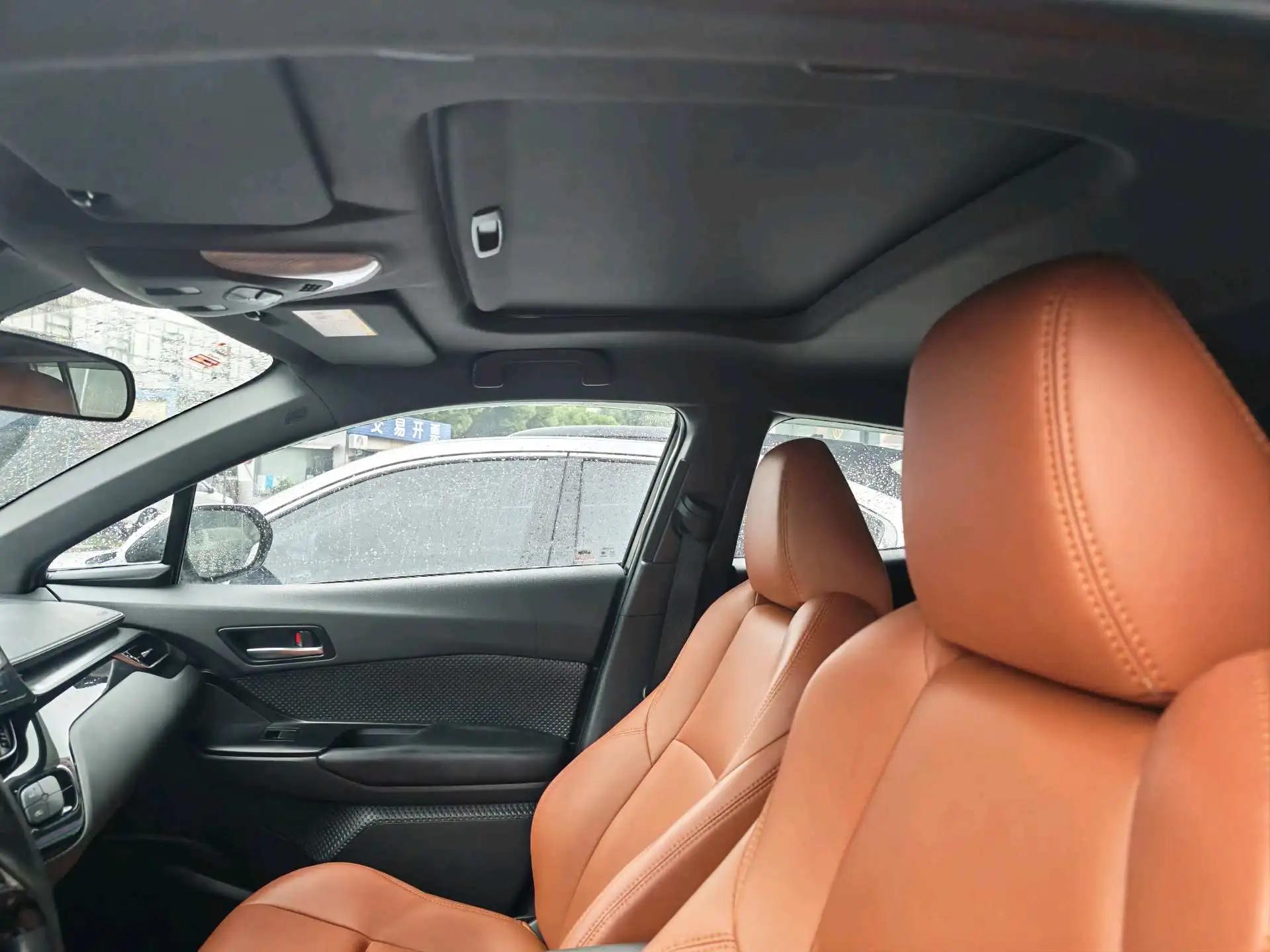 Toyota C- HR 2020 2.0L Comfort Version 4