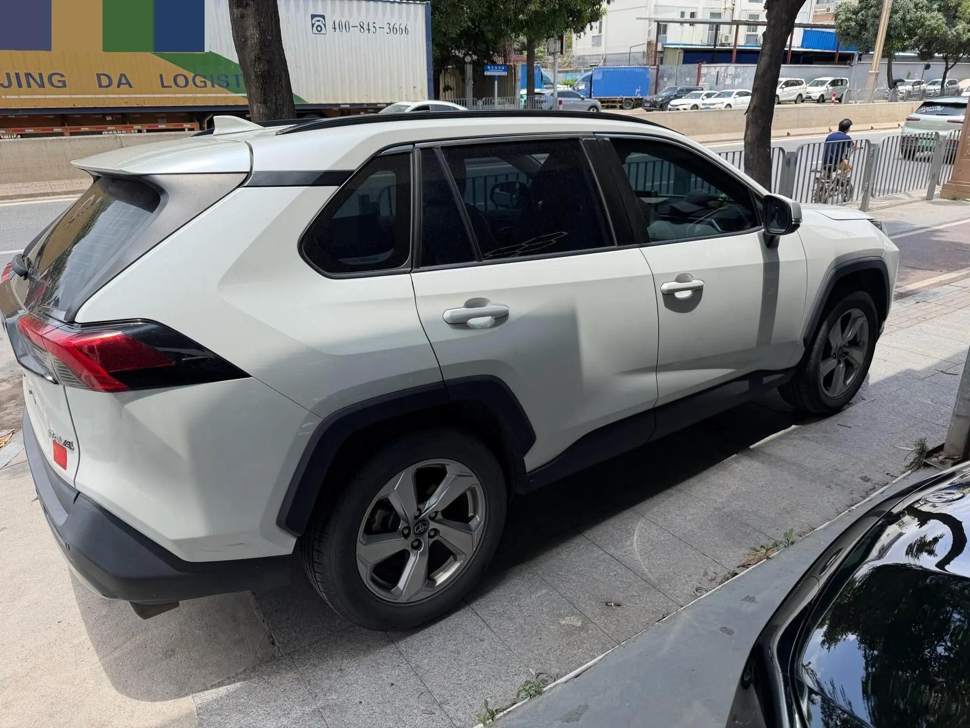 RAV4 Rongfeng 2020 2.0L CVT Two-Drive Fashion PLUS Edition 4