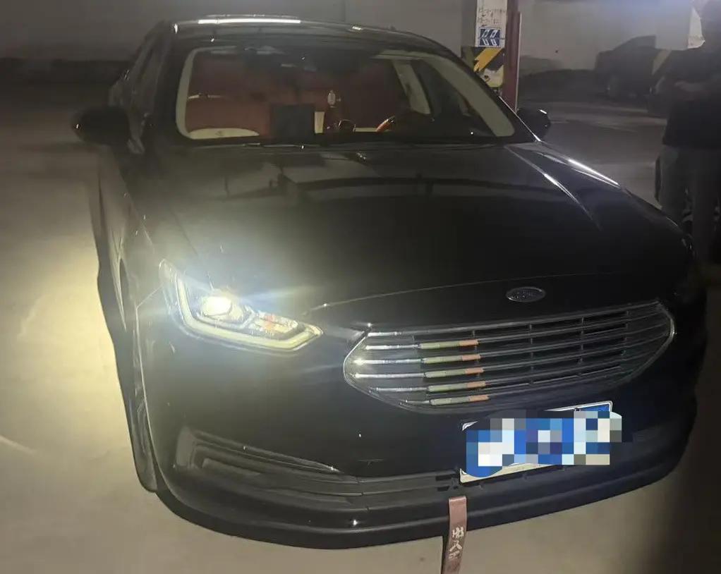 Taurus 2019 EcoBoost 245 Pleasant Edition 2