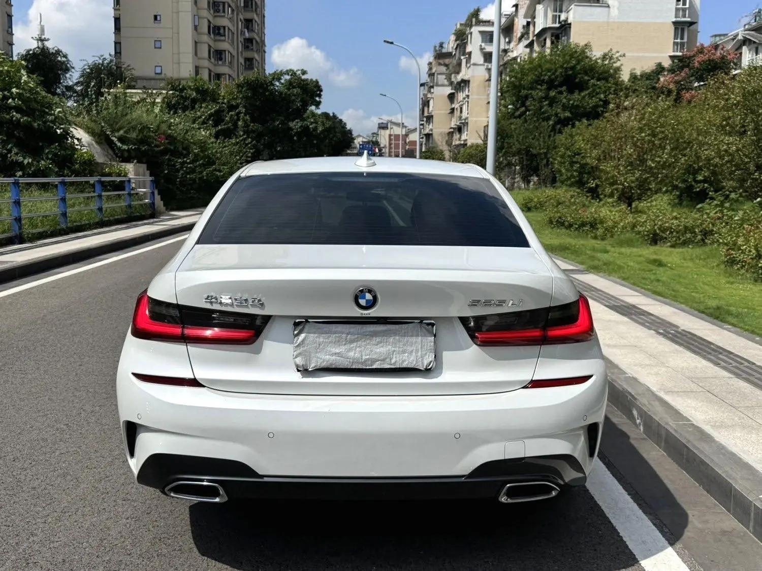 BMW 3 Series 2020 325Li M Sports Suit 5