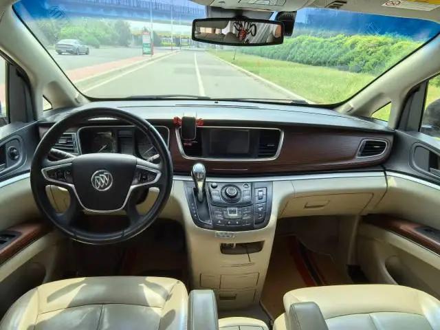Buick GL8 2018 28T Luxury Country VI 9