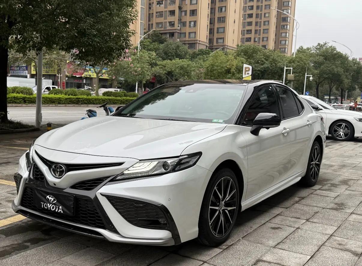 Camry 2022 2.0S Knight Edition