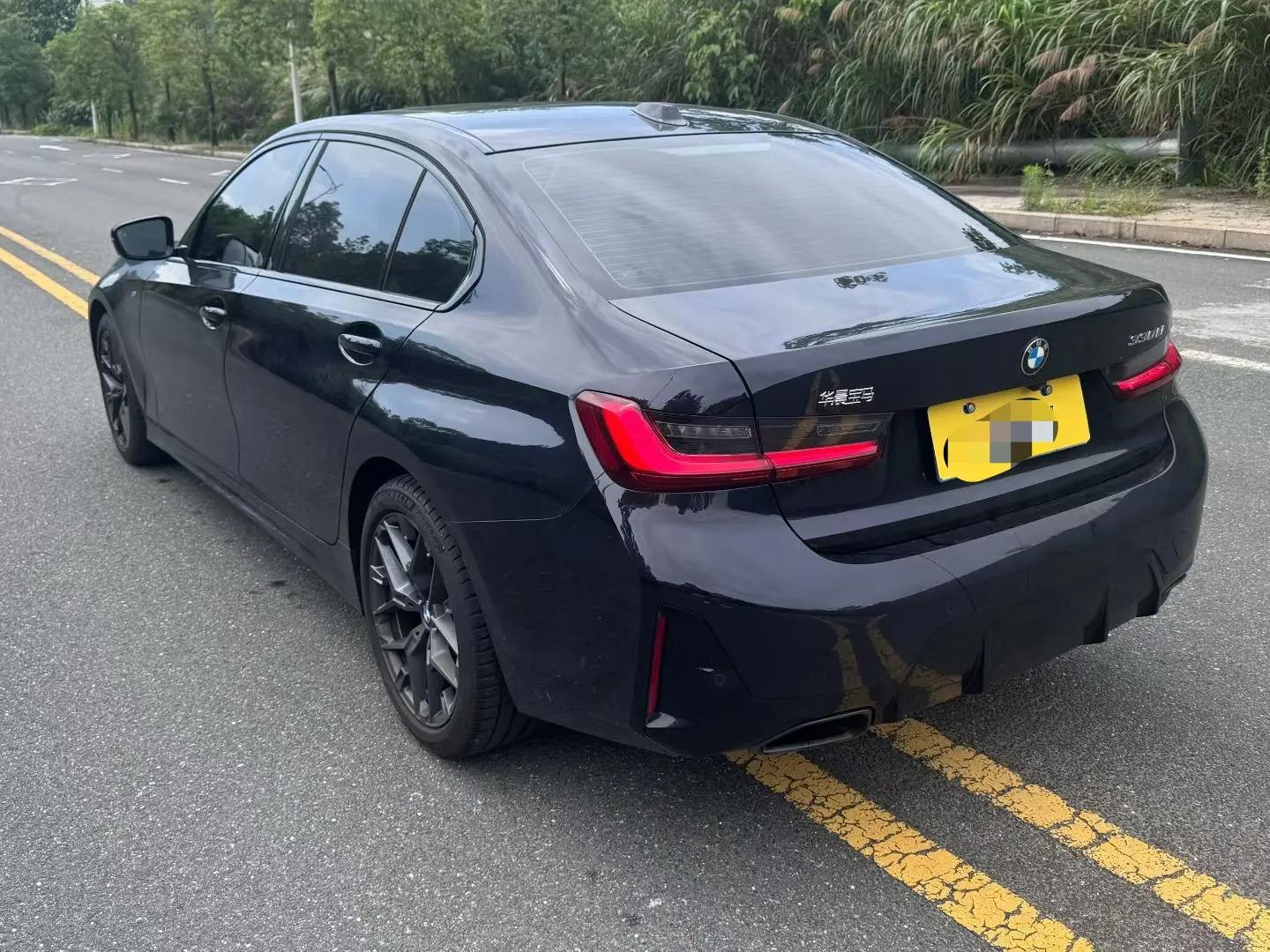 BMW 3 Series 2025 Model 330Li 2.0T M Sport Night Edition Automatic 7