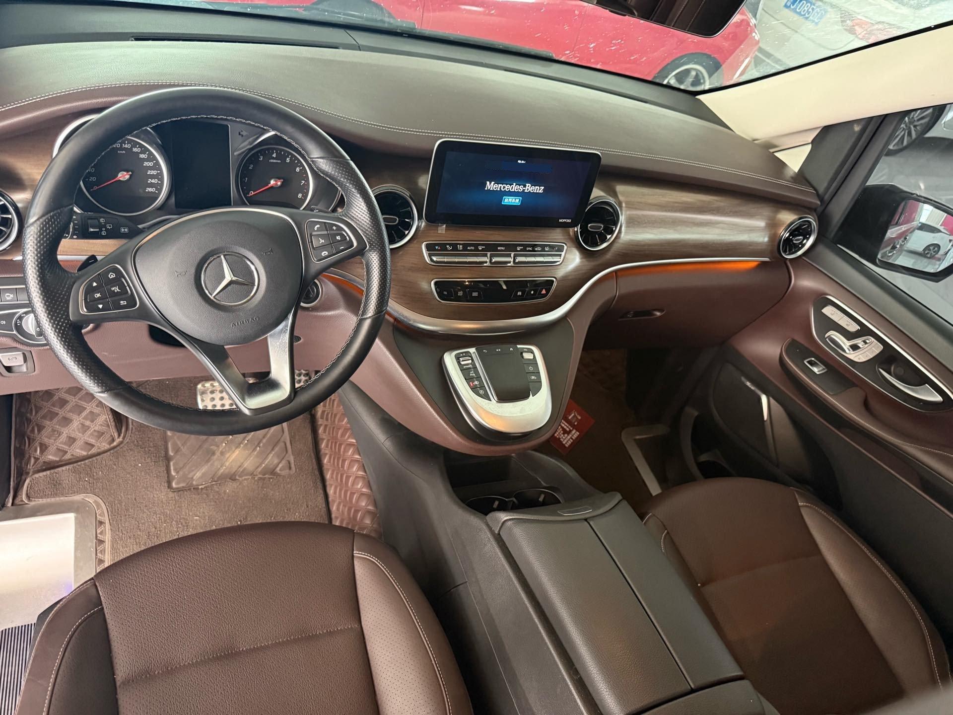 Mercedes Benz V-Class 2021V 260 L Long Wheelbase Deluxe Edition 6