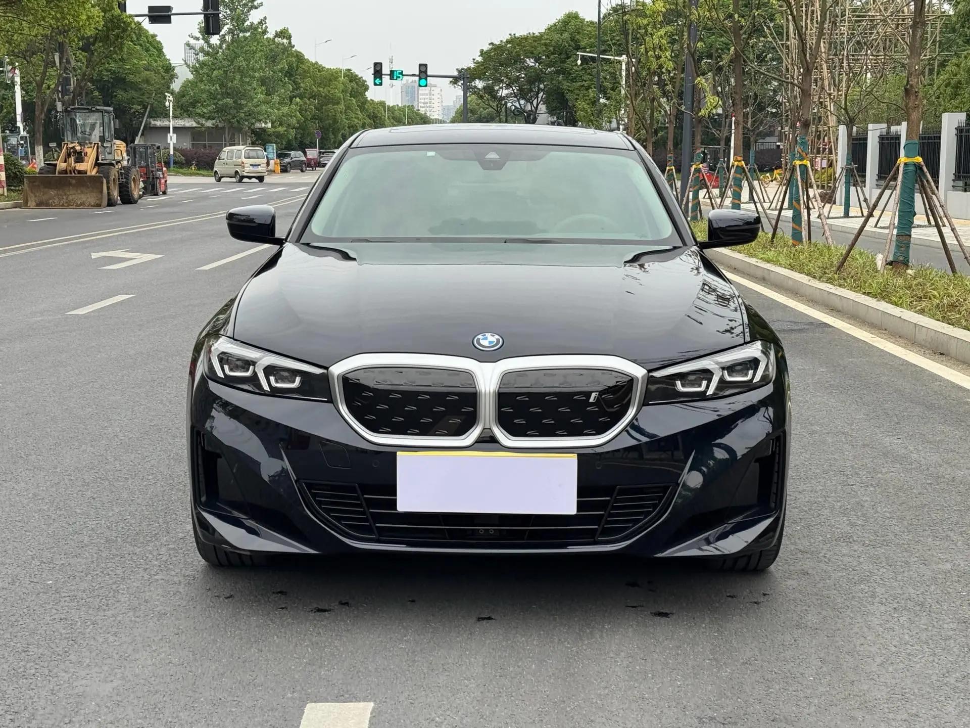 BMW 2024 i3 eDrive 35 L Automatic 2
