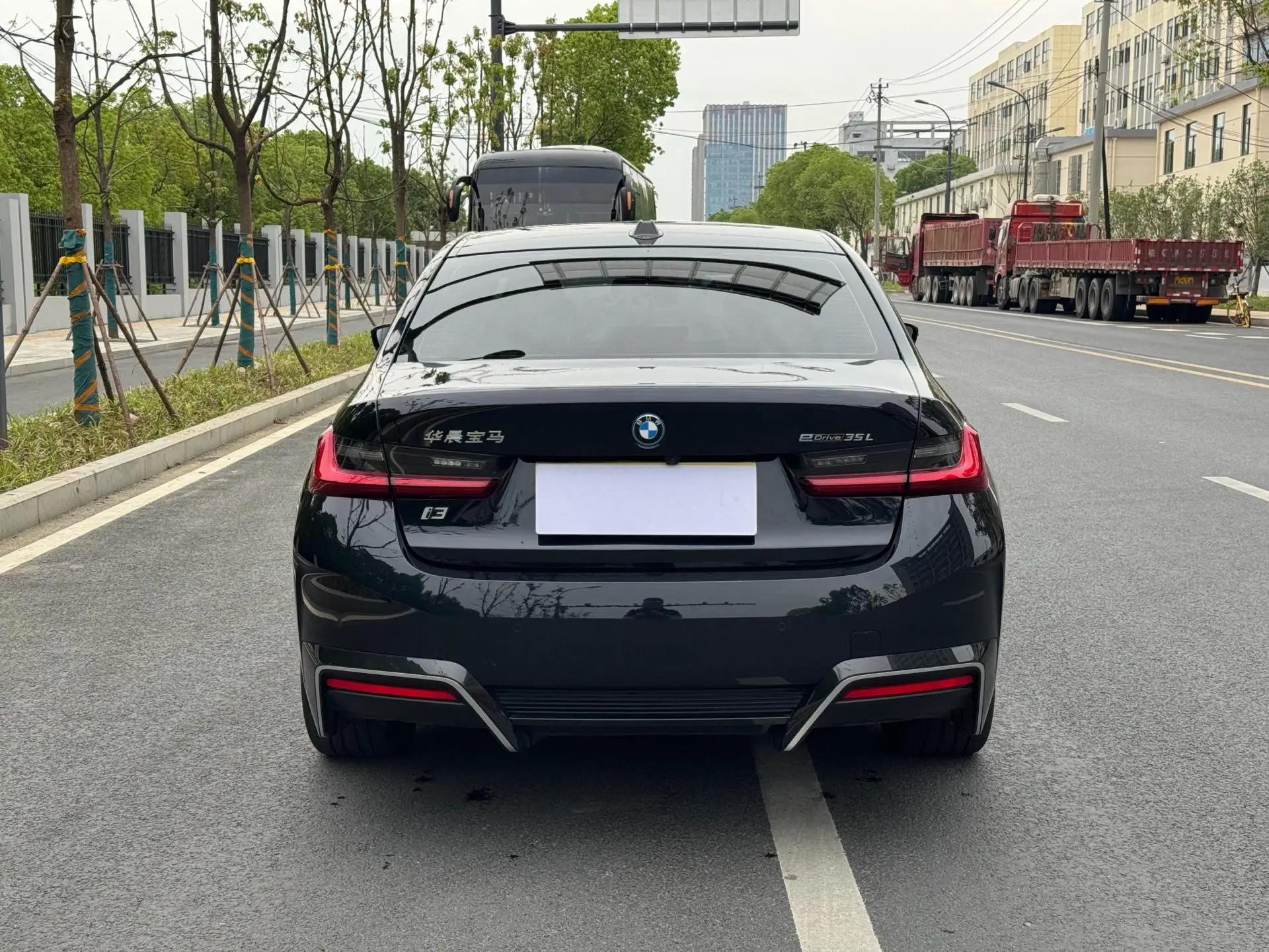 BMW 2024 i3 eDrive 35 L Automatic 4