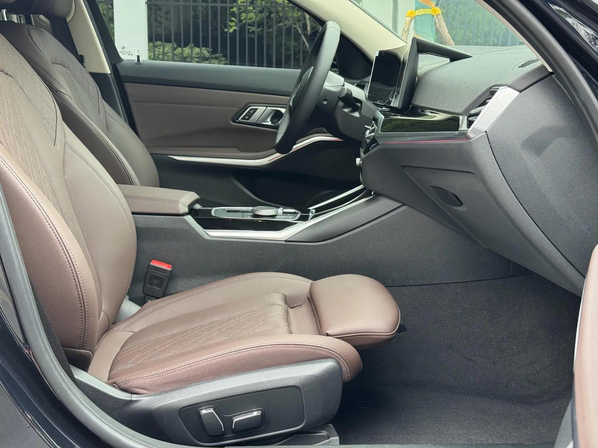 BMW 2024 i3 eDrive 35 L Automatic 5