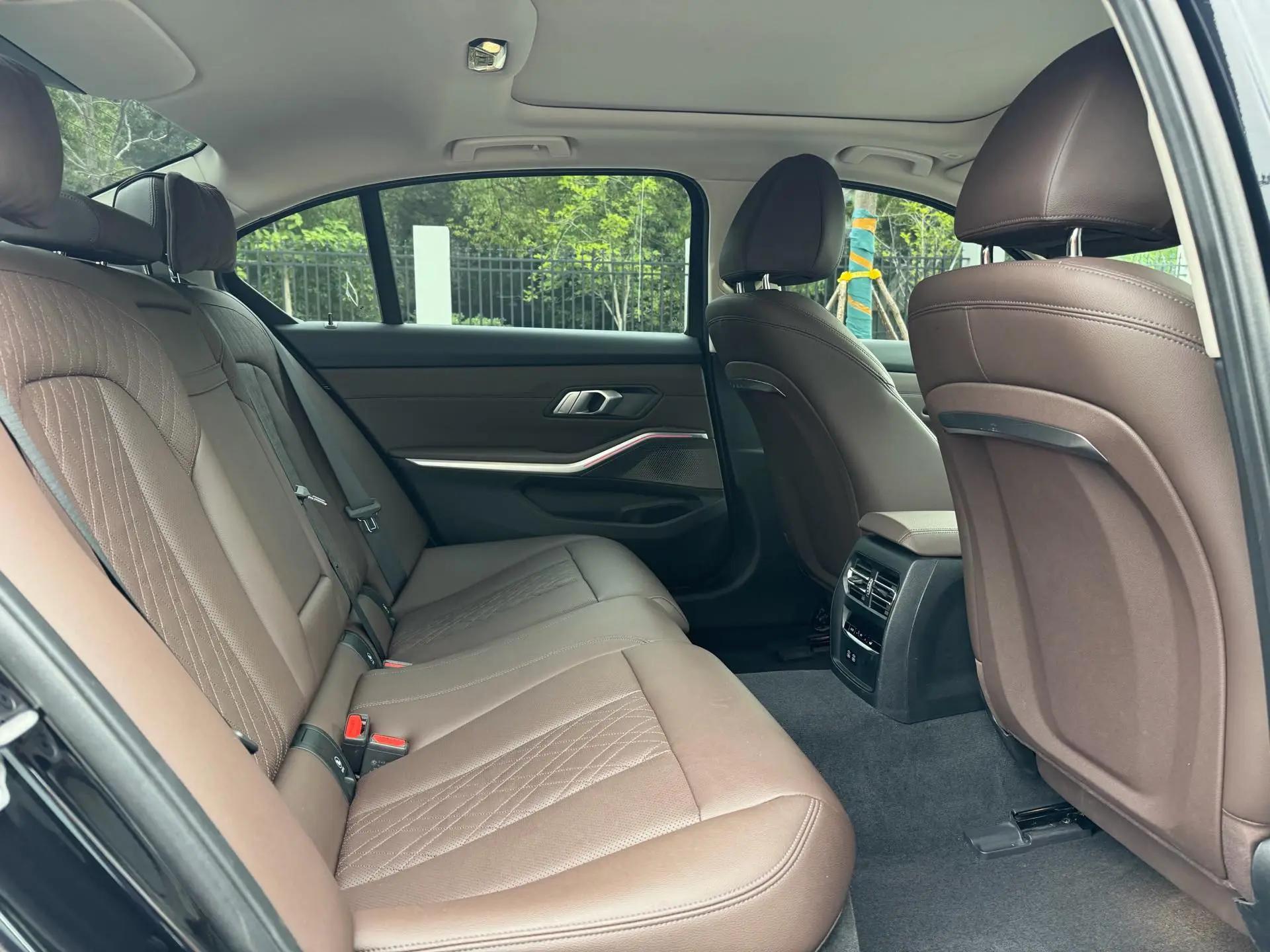 BMW 2024 i3 eDrive 35 L Automatic 6
