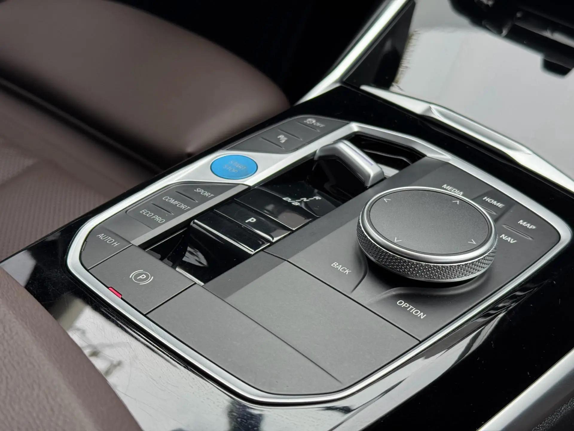 BMW 2024 i3 eDrive 35 L Automatic 9