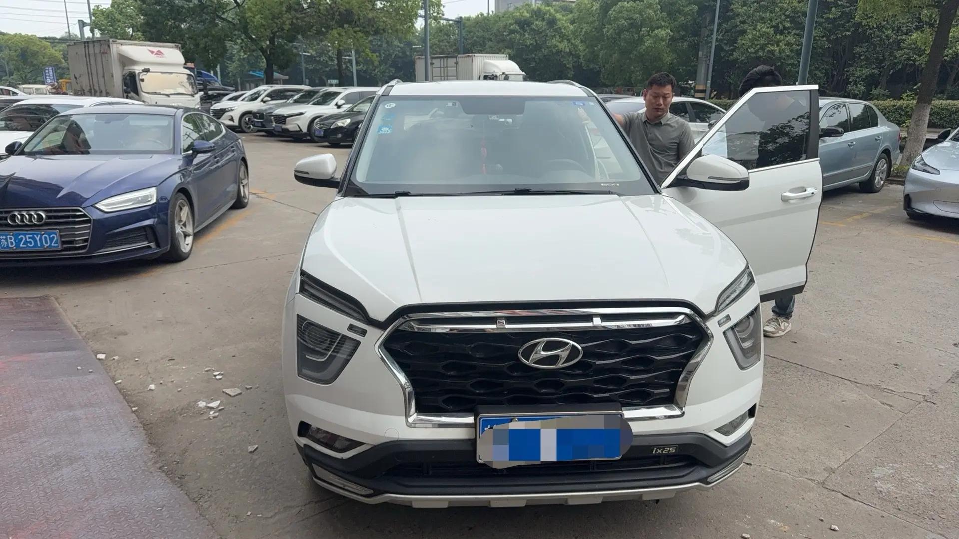 Beijing Hyundai ix25 2020 1.5L CVT GLS Intelligent 3