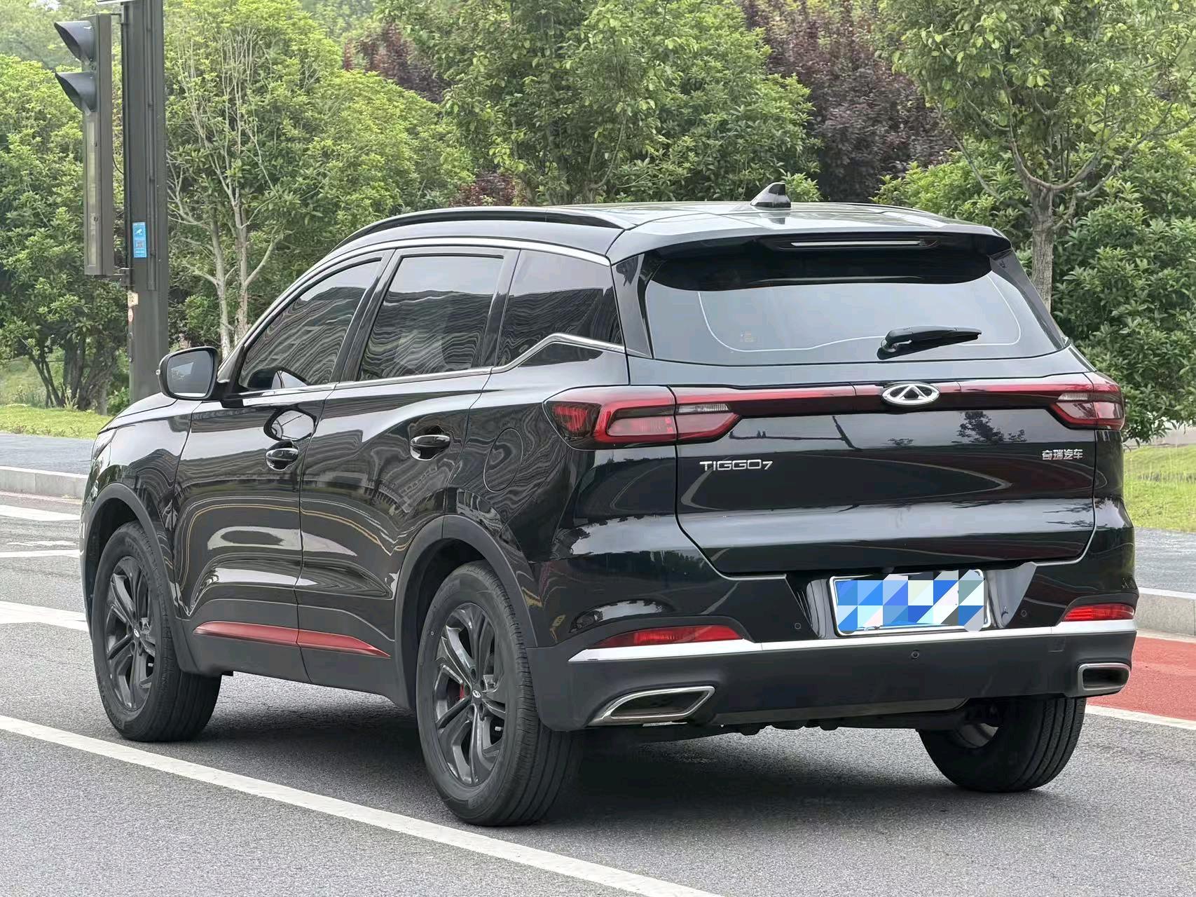 Ruihu 7 2022 Super Edition 1.5T CVT Super Hero 3