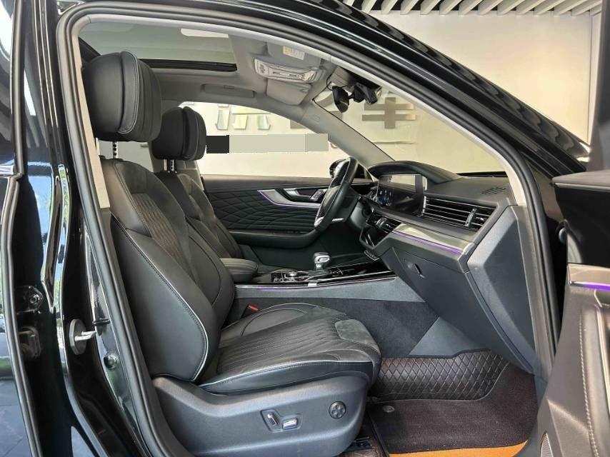 HongQi HS5 2022 to 2.0T Zhilian Flag Edition 3