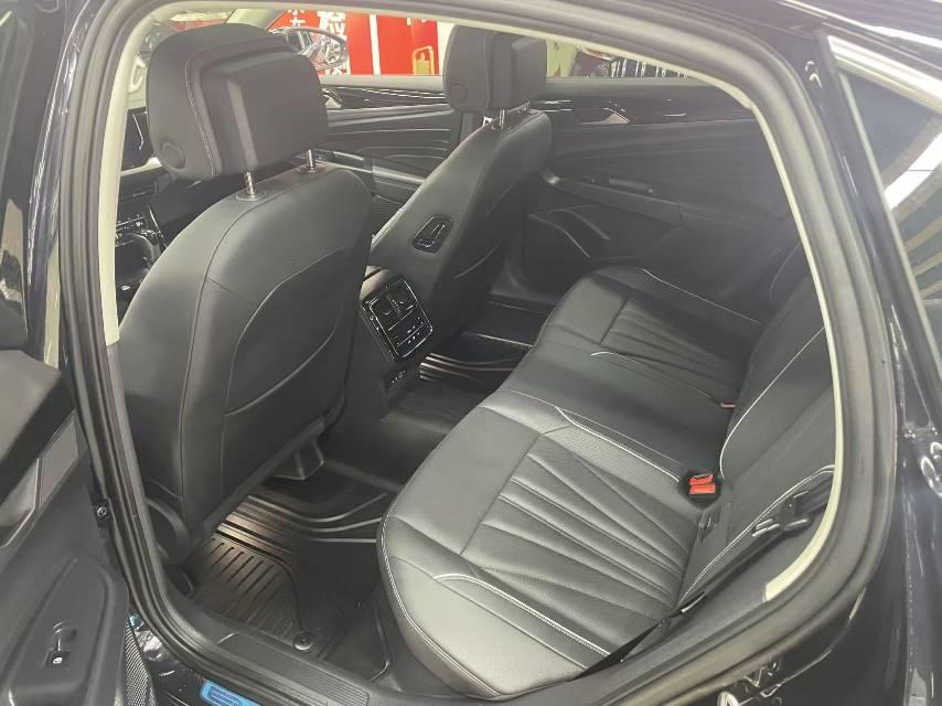 Volkswagen 2024 Passat 2.0TSI 380TSI Elite Edition Automatic 5