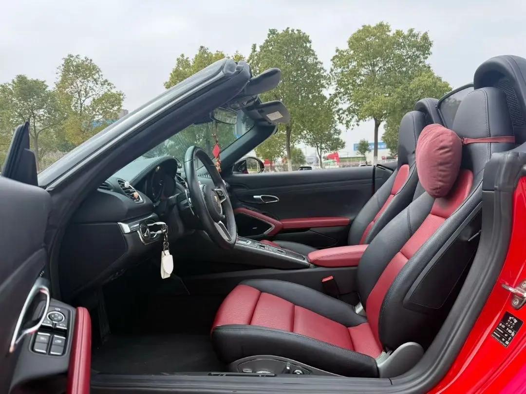 Porsche 718 2019 Boxster T 2.0T 4