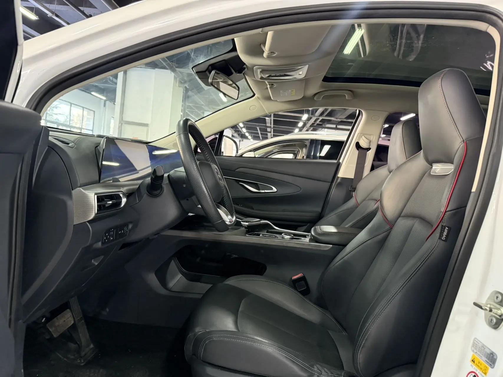 ChangAn UNI-T 2020 1.5T Flagship 4