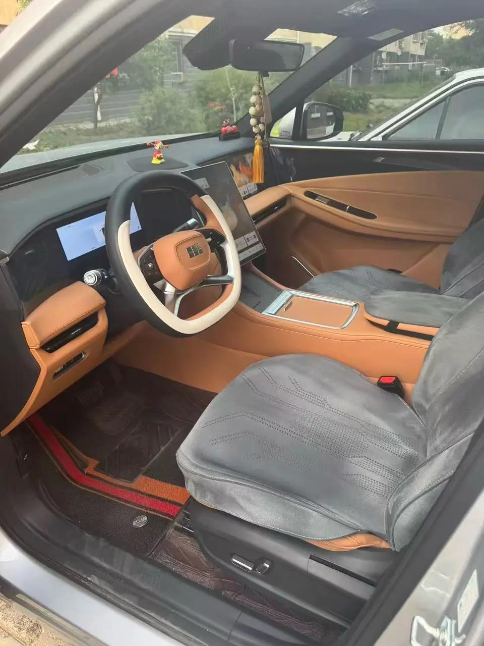 Geely Galaxy 2025 L7 EM-i 1.5 115km Discovery Edition Automatic Gear 6