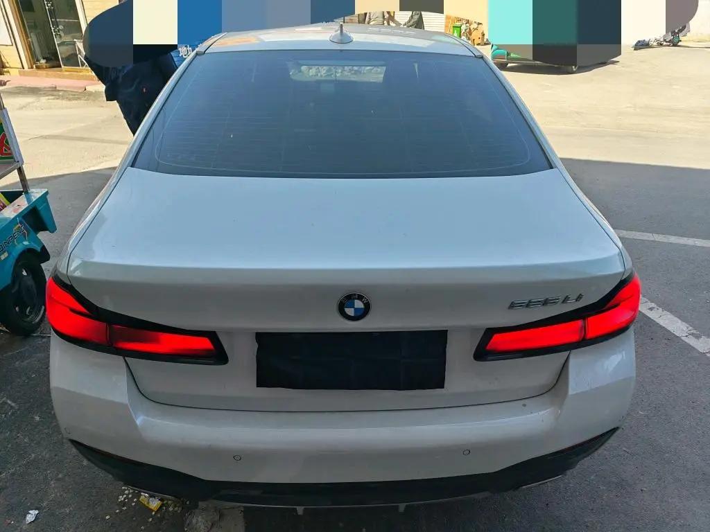 BMW 5 Series 2021 525Li M Sports Suit 3