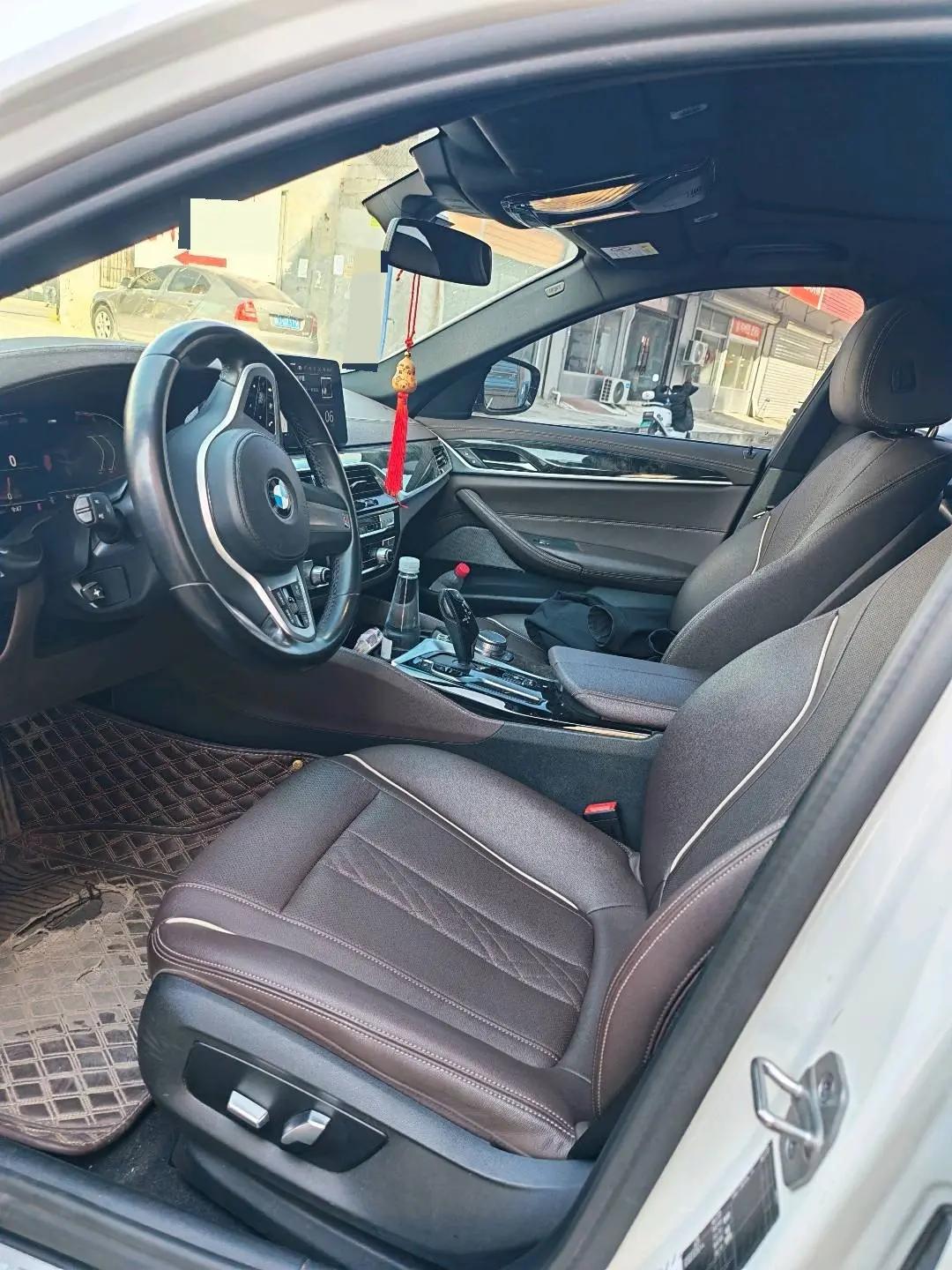 BMW 5 Series 2021 525Li M Sports Suit 5