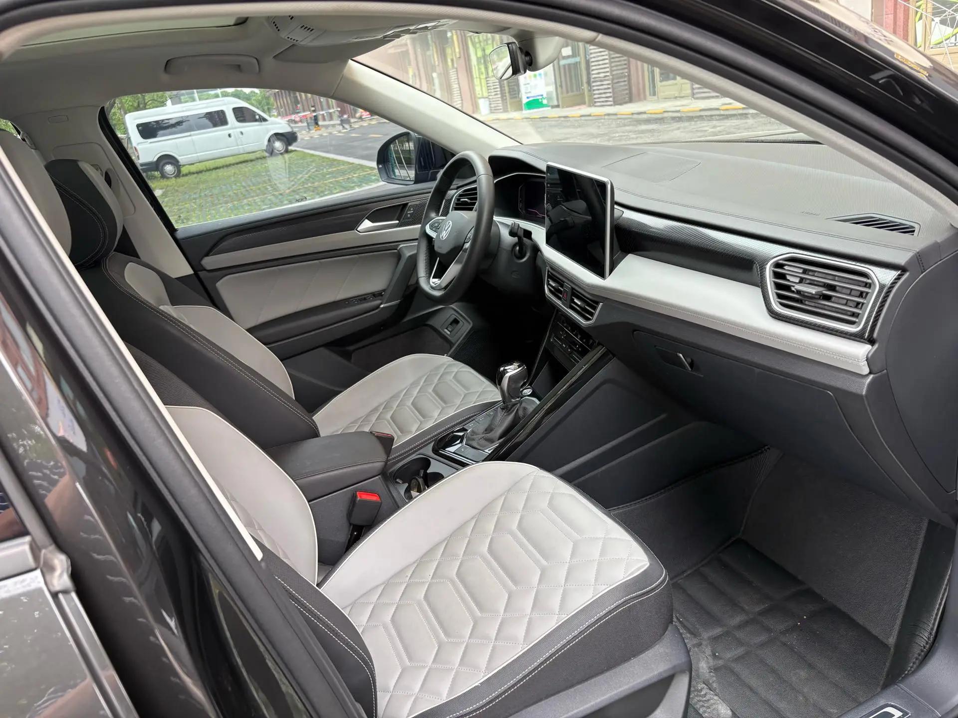 Volkswagen 2024 Tharu 2.0TSI 330TSI Front-Wheel Drive Luxury Plus Enhanced Edition Automatic 8