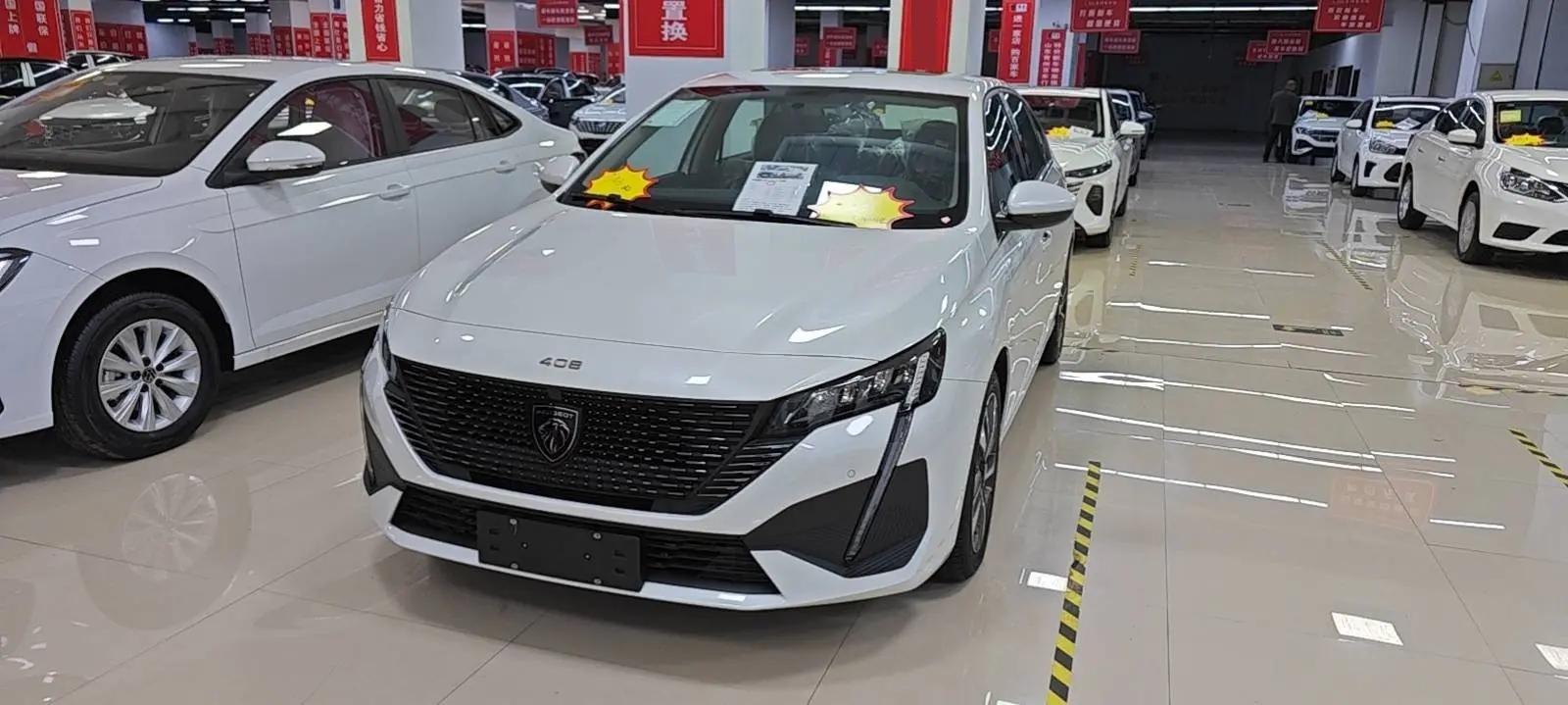 Peugeot 408 2022 1.6T Light Edition