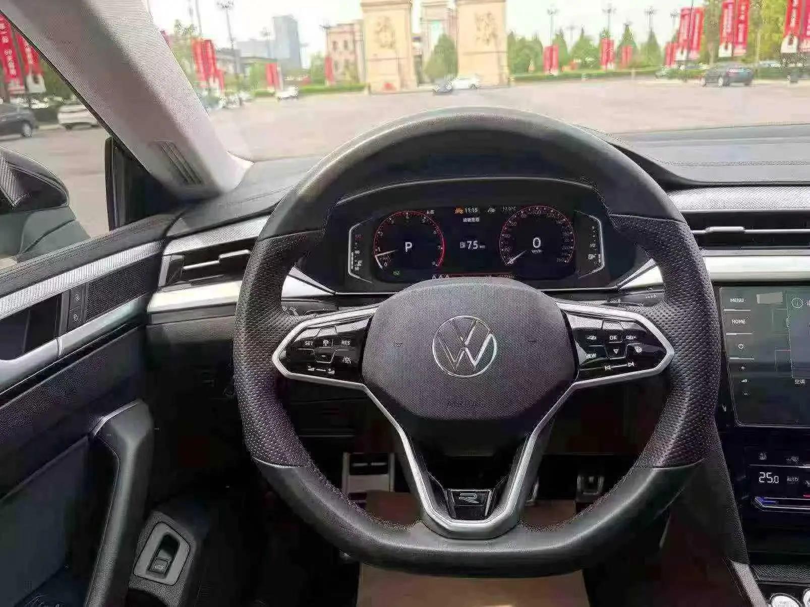 Volkswagen 2024 CC 2.0TSI 380TSI eye-catching automatic transmission 5