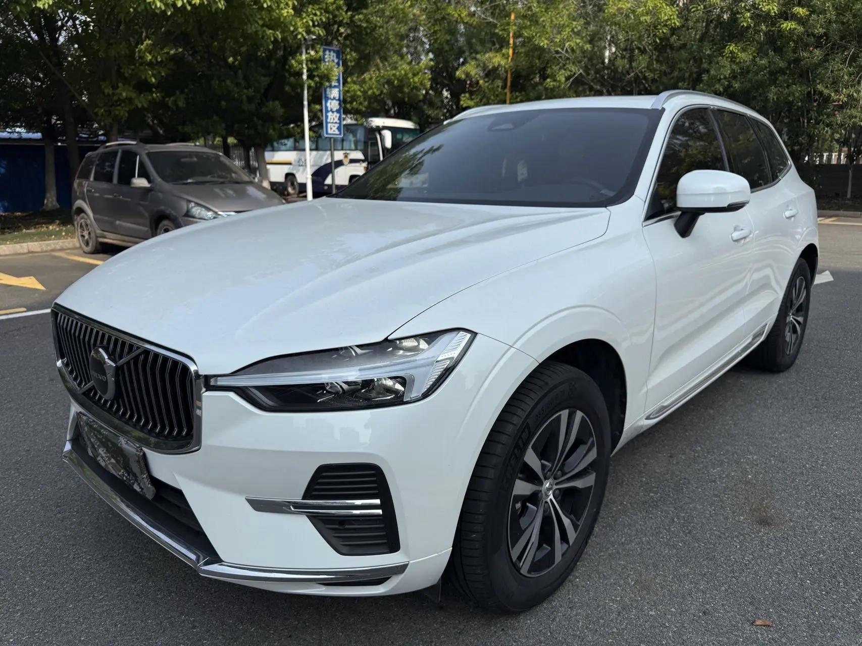 Volvo XC60 2023 B5 4-wheel-drive Zhiyi Deluxe Edition