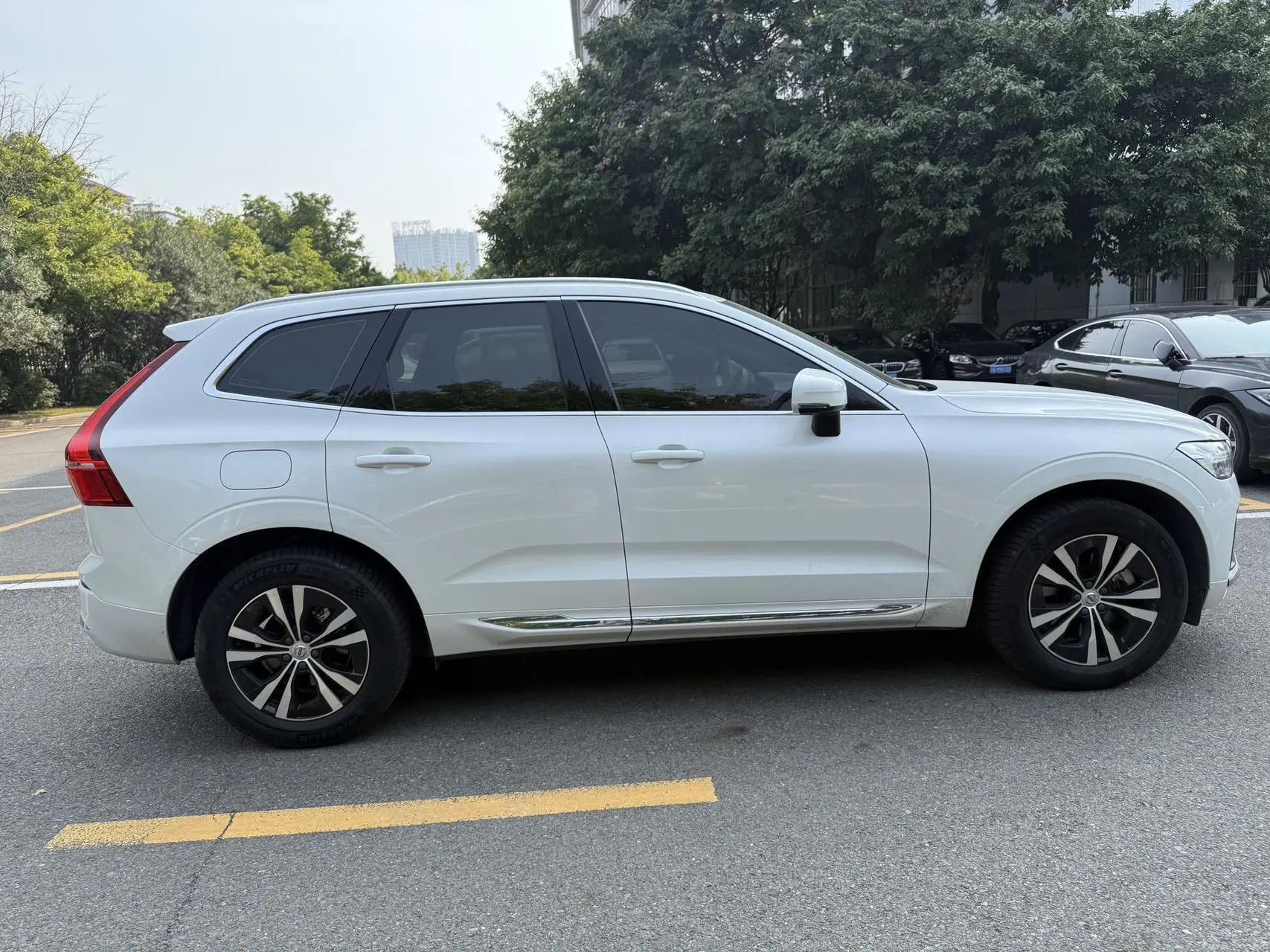 Volvo XC60 2023 B5 4-wheel-drive Zhiyi Deluxe Edition 7