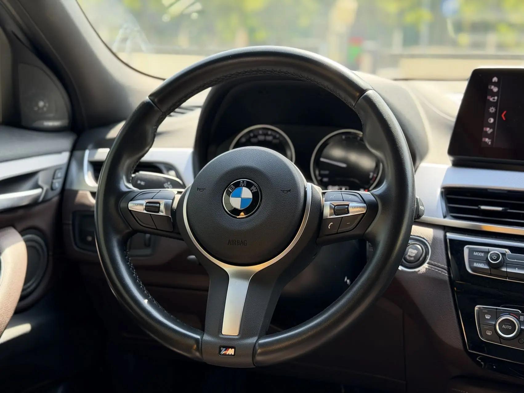 BMW X2 2020 sDrive25i exclusive M sports suit 8