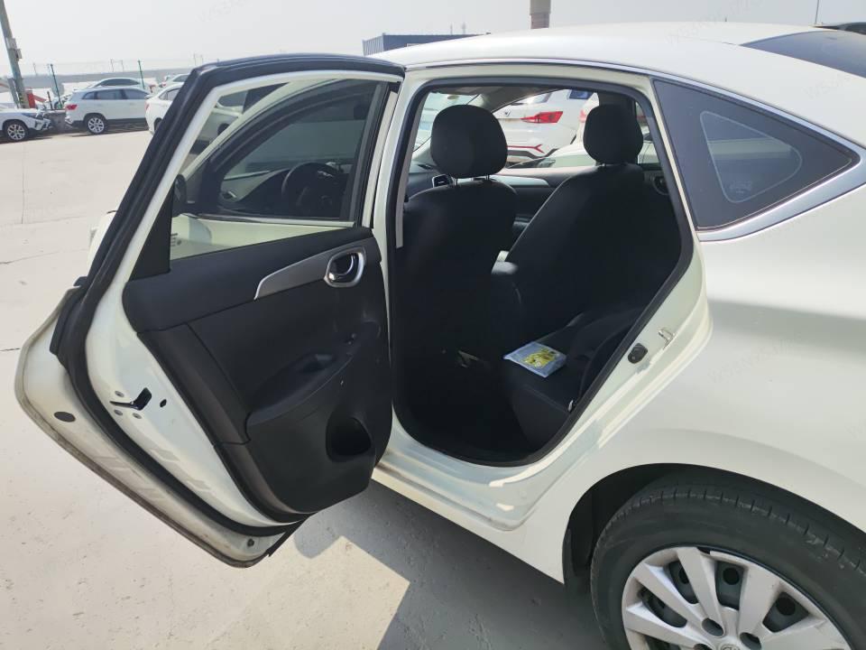 Xuanyi 2022 Classic 1.6XE CVT Comfort Edition 3
