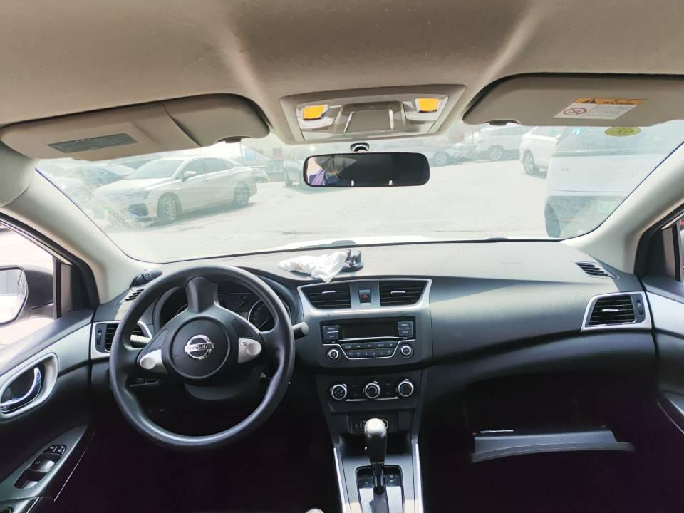 Xuanyi 2022 Classic 1.6XE CVT Comfort Edition 4