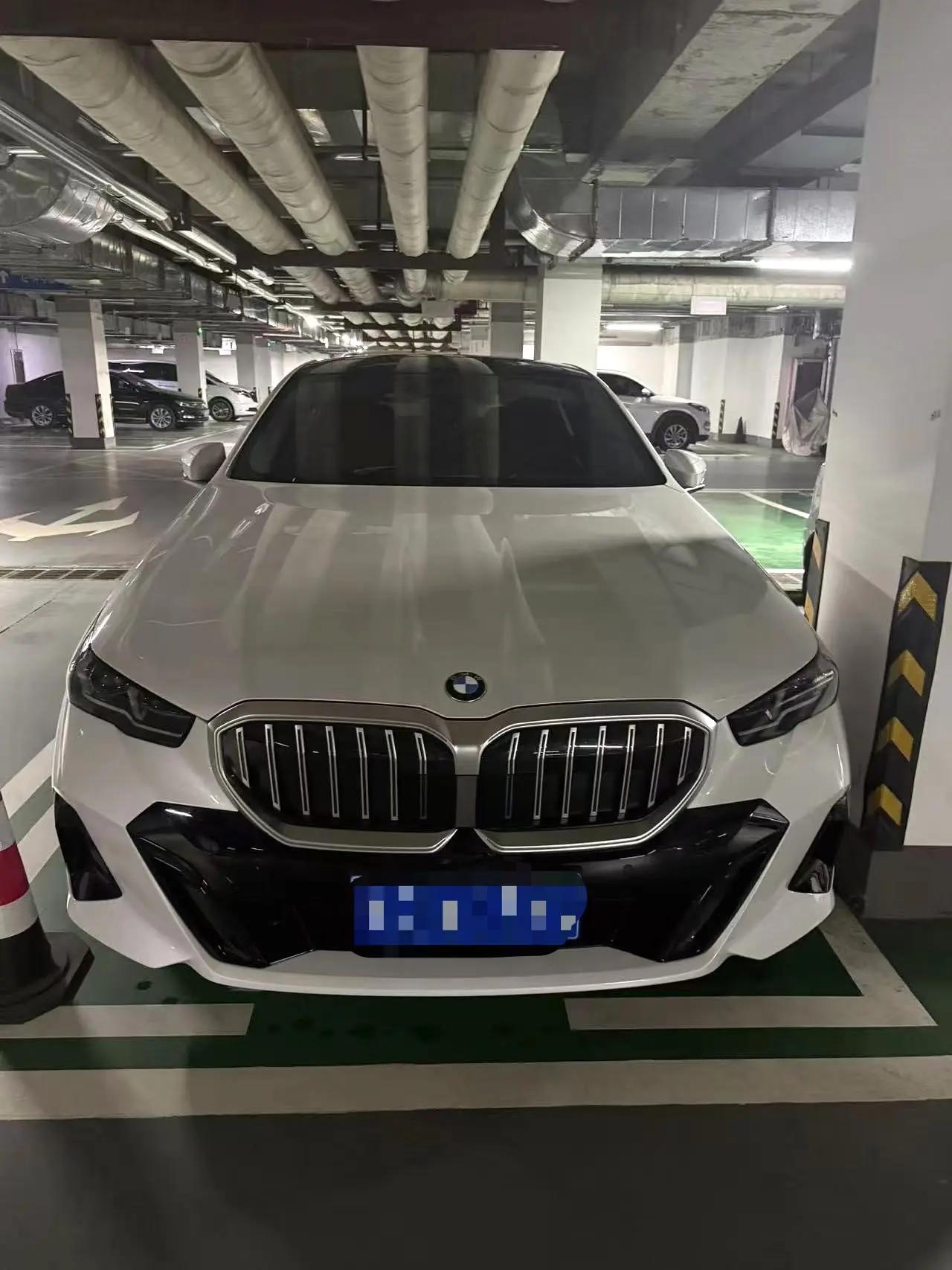 BMW 5 Series 2025 Model 525Li 48V 2.0T M Sport Package Automatic 6
