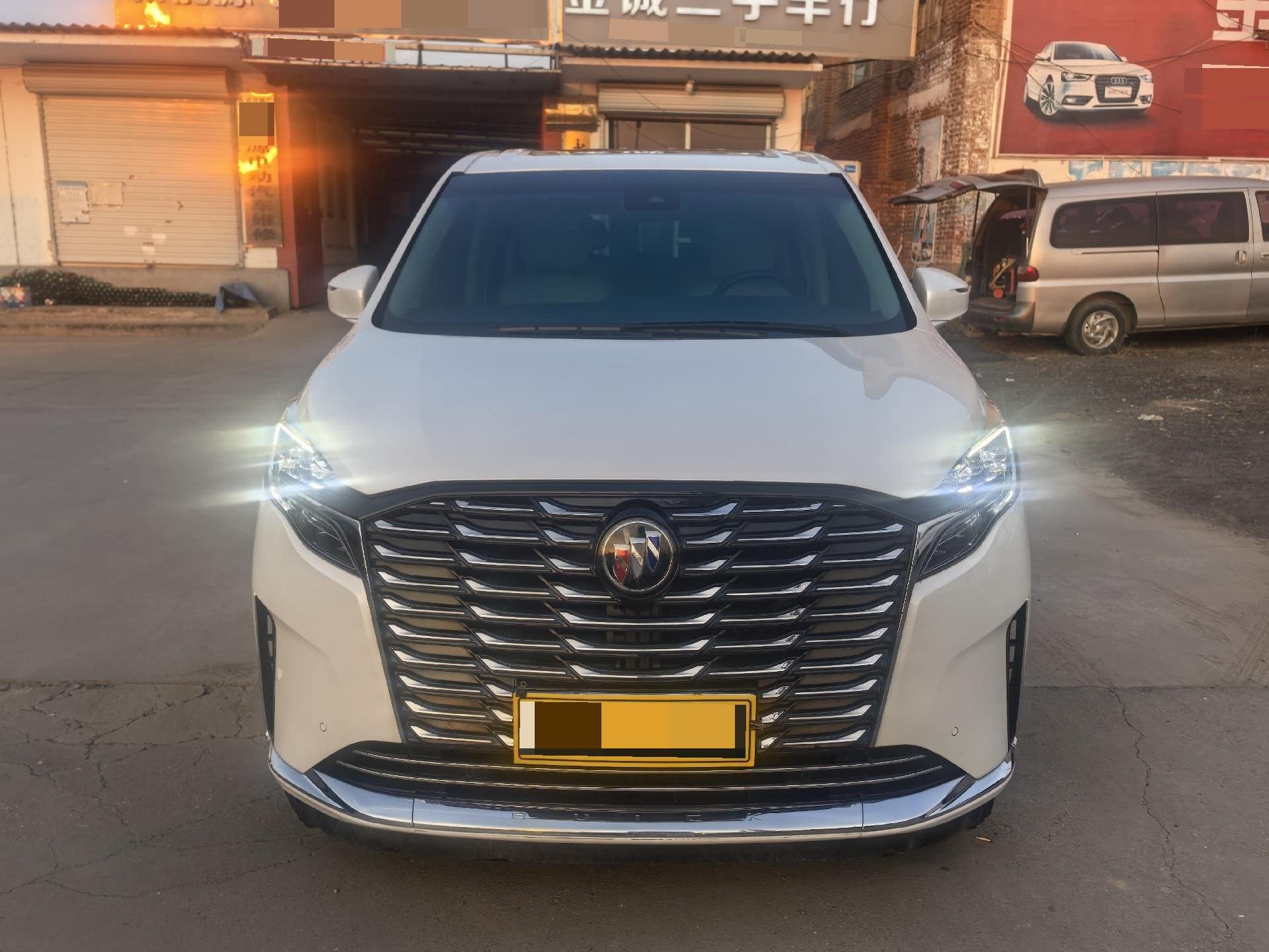 Buick GL8 2023 ES Lu Zun 653T Premium 2