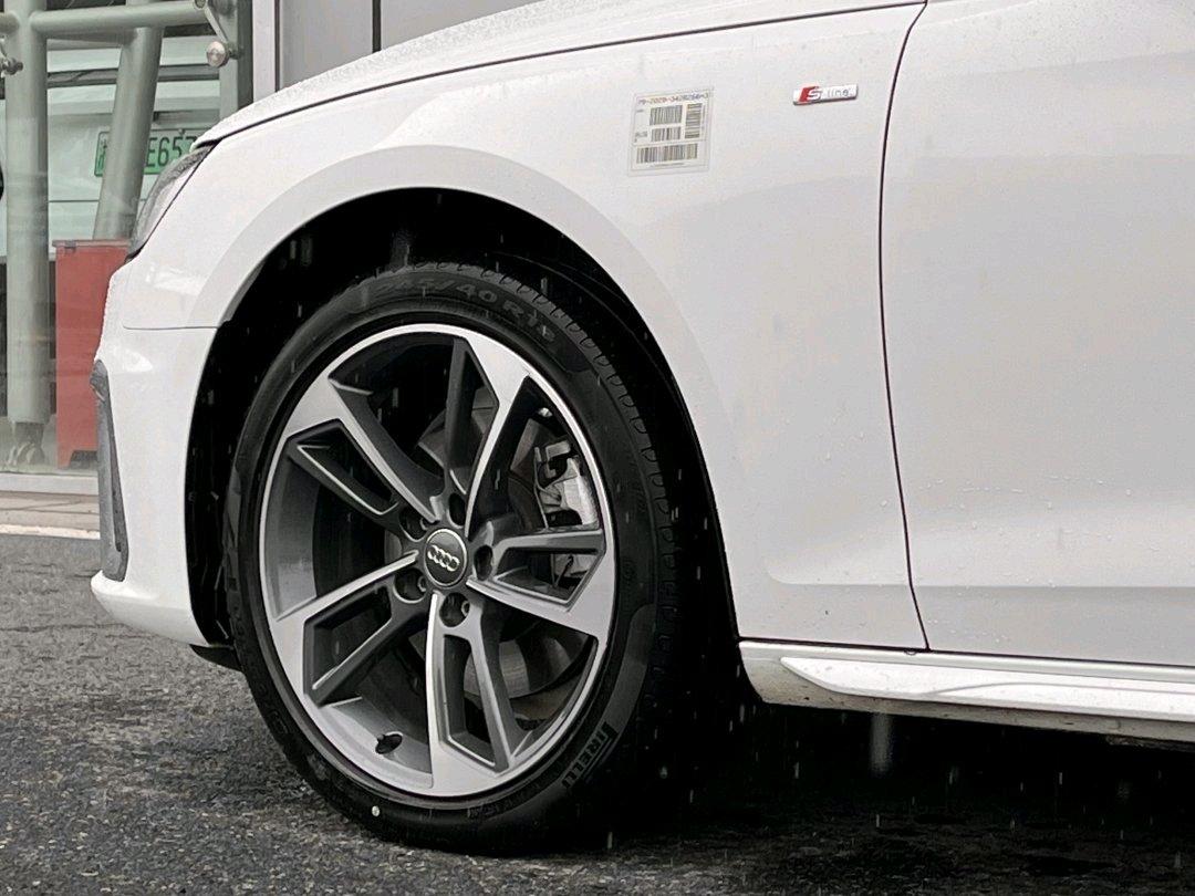Audi A4L 2020 40 TFSI Fashion Dynamic 8