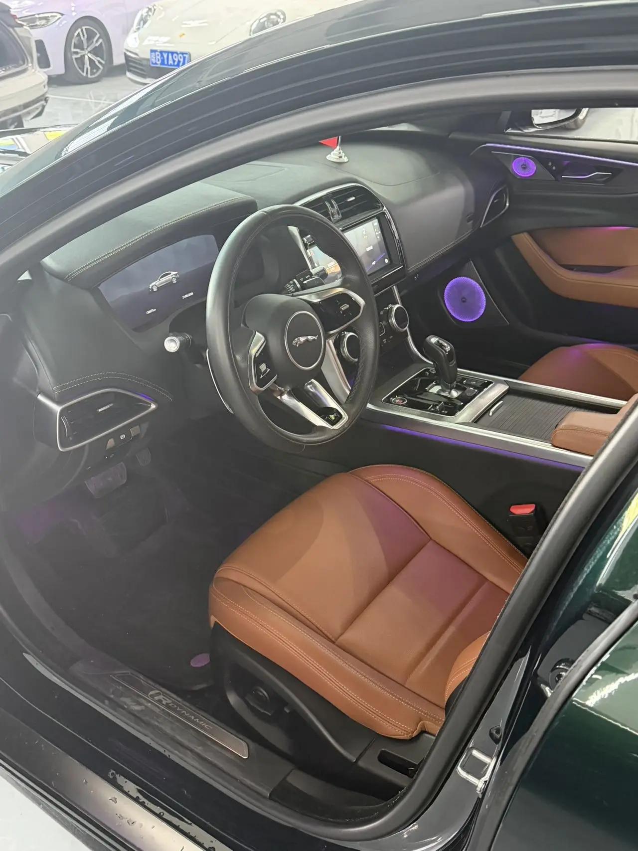Jaguar XEL 2023 2.0T 250PS R-DYNAMIC S Enterprising Sports Edition 2