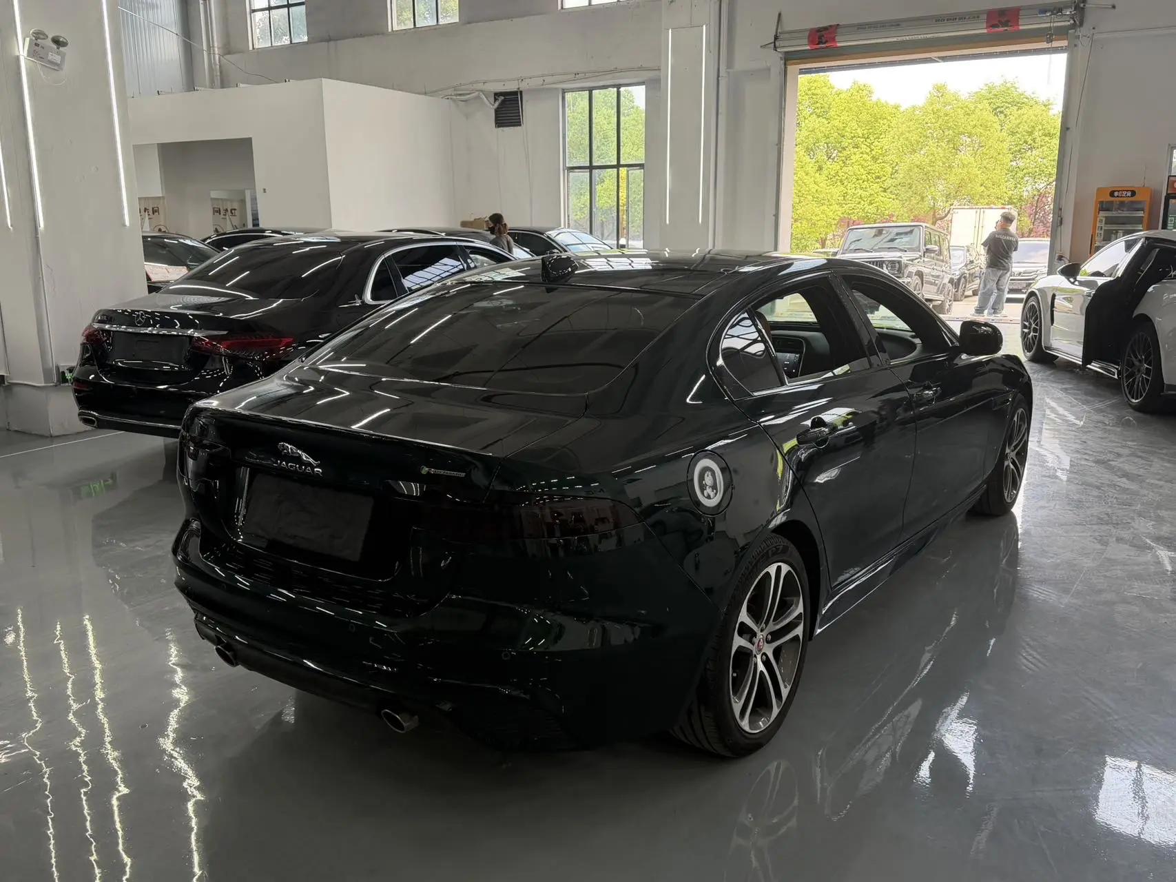 Jaguar XEL 2023 2.0T 250PS R-DYNAMIC S Enterprising Sports Edition 5