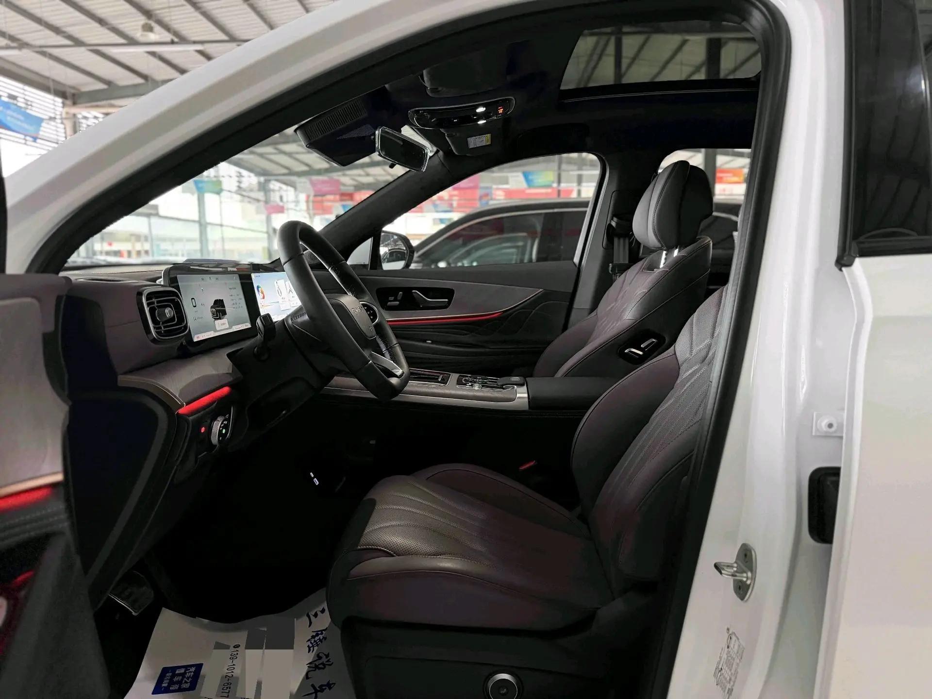 Chery 2025 Tiggo 9 2.0T Two-Wheel Drive Prestige 5-Seater Automatic 3