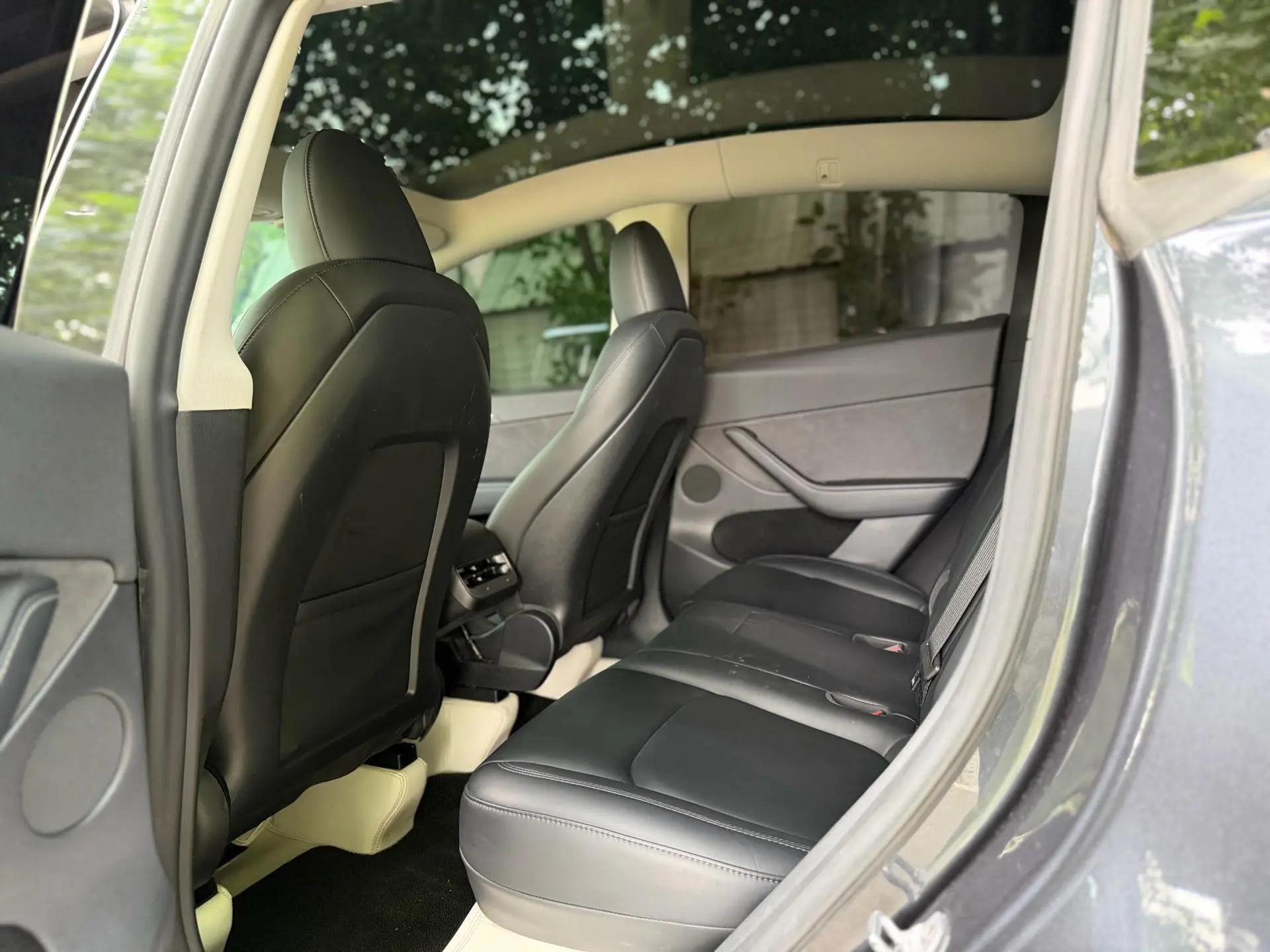 2024 Model Y Rear-Wheel Drive Edition 5