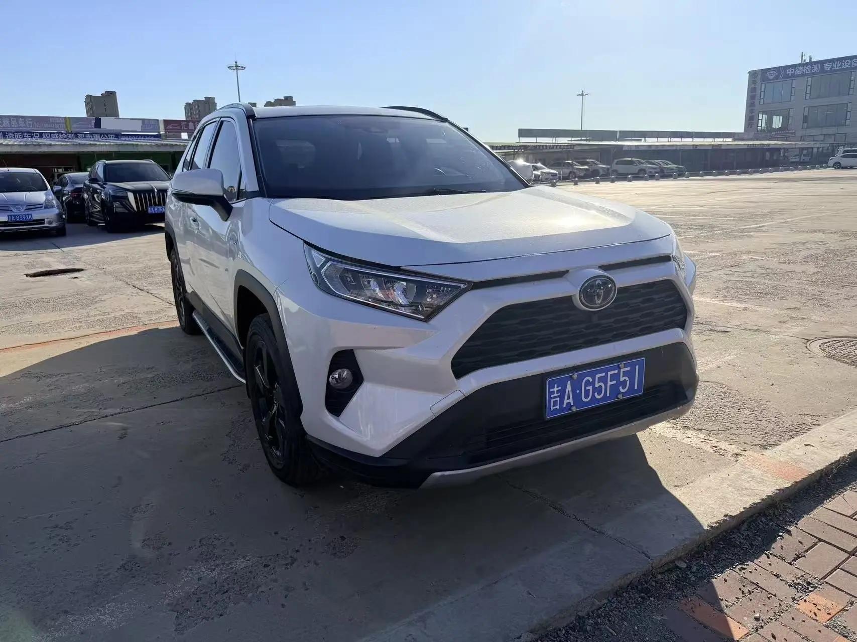 RAV4 RongFang 2021 Dual Engine 2.5L CVT Four-wheel Drive Elite PLUS Edition 2