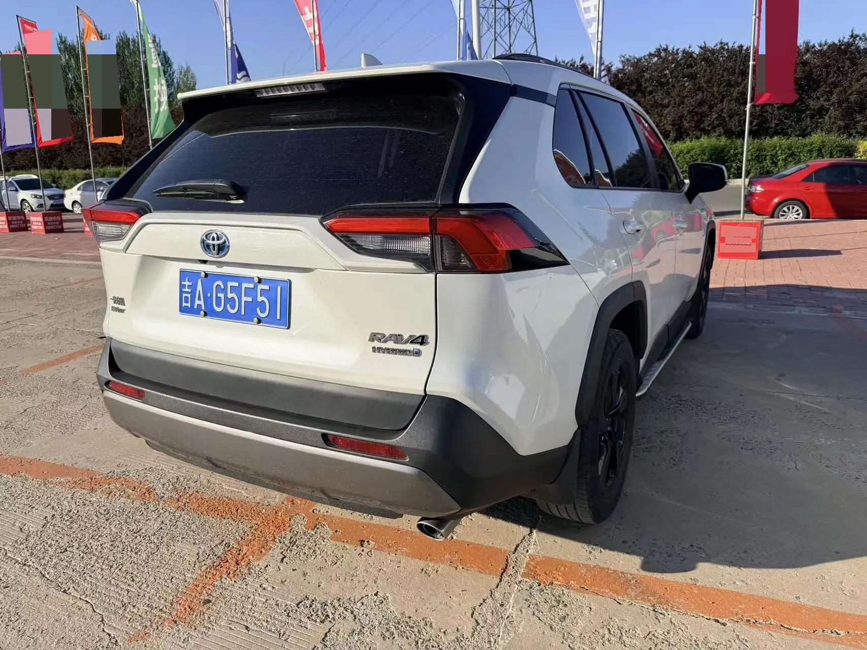 RAV4 RongFang 2021 Dual Engine 2.5L CVT Four-wheel Drive Elite PLUS Edition 3