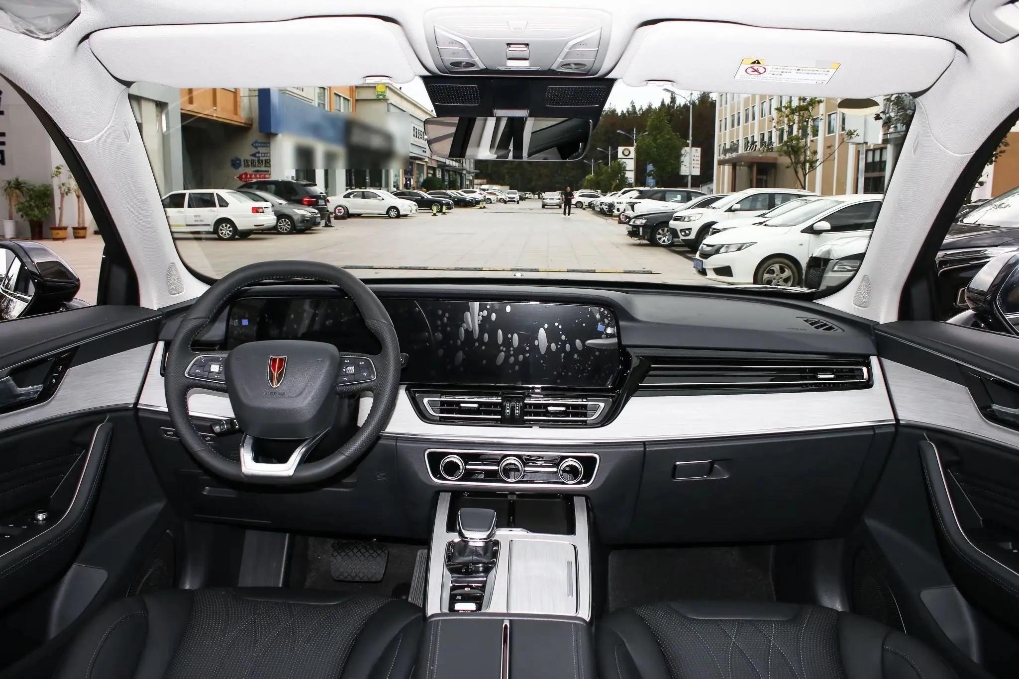 HongQi 2025 HS5 2.0T Two-Drive Flag Enjoy Pro Edition Automatic Gear 4