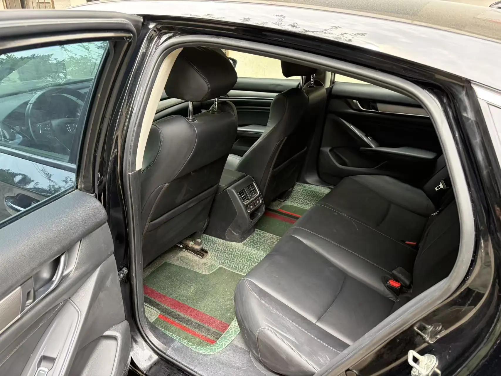 Accord 2022 260TURBO Deluxe Edition 4
