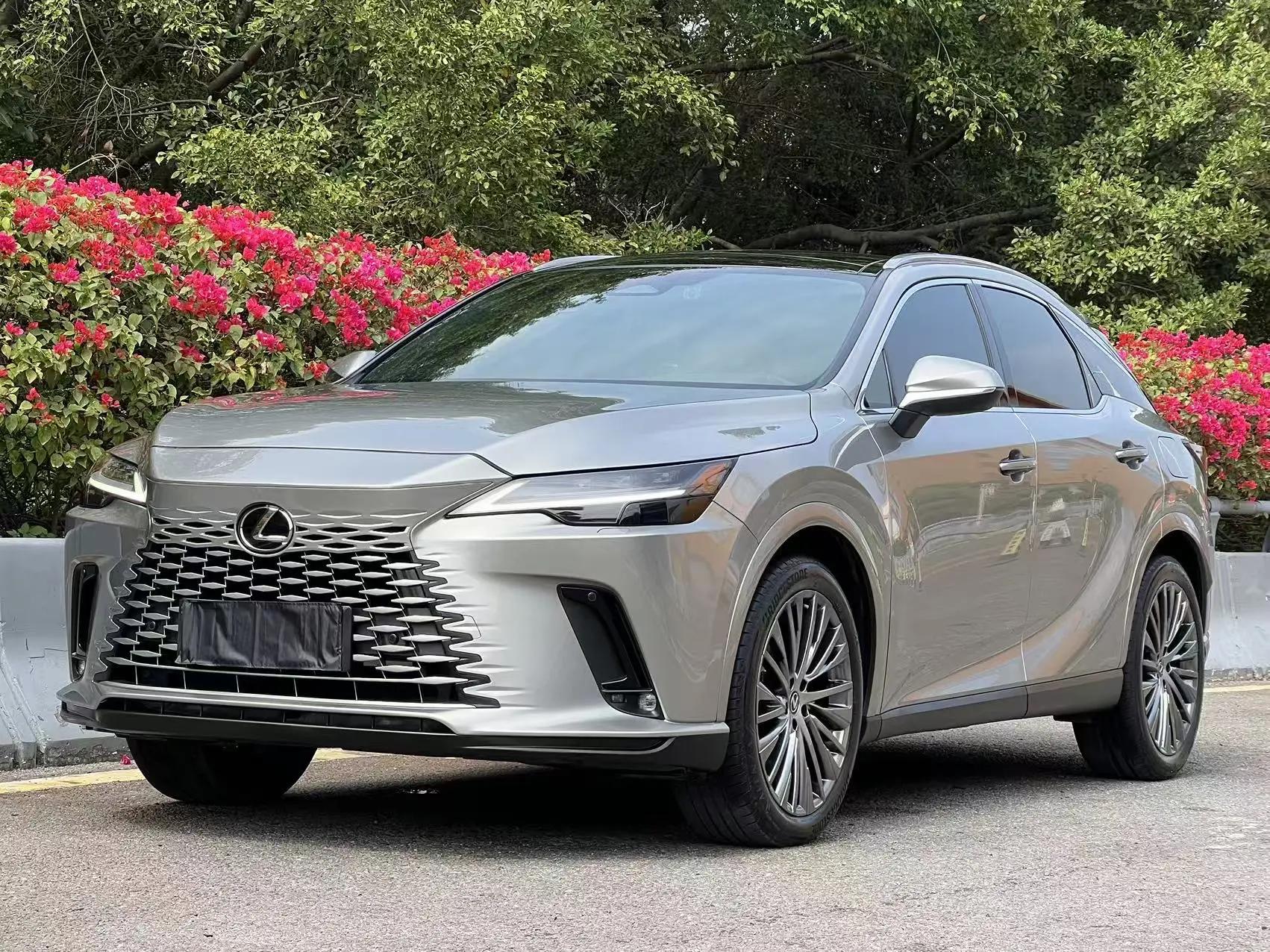 Lexus RX 2023 350h 4-wheel drive alcohol version