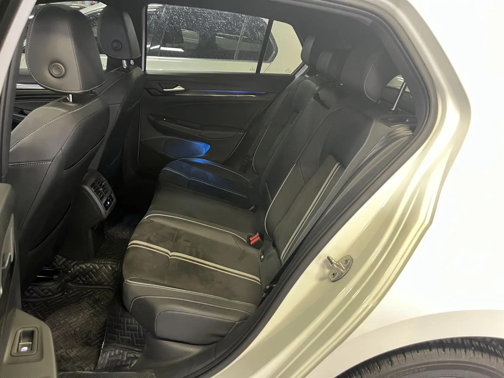 Golf 2021 280TSI DSG Pro 8