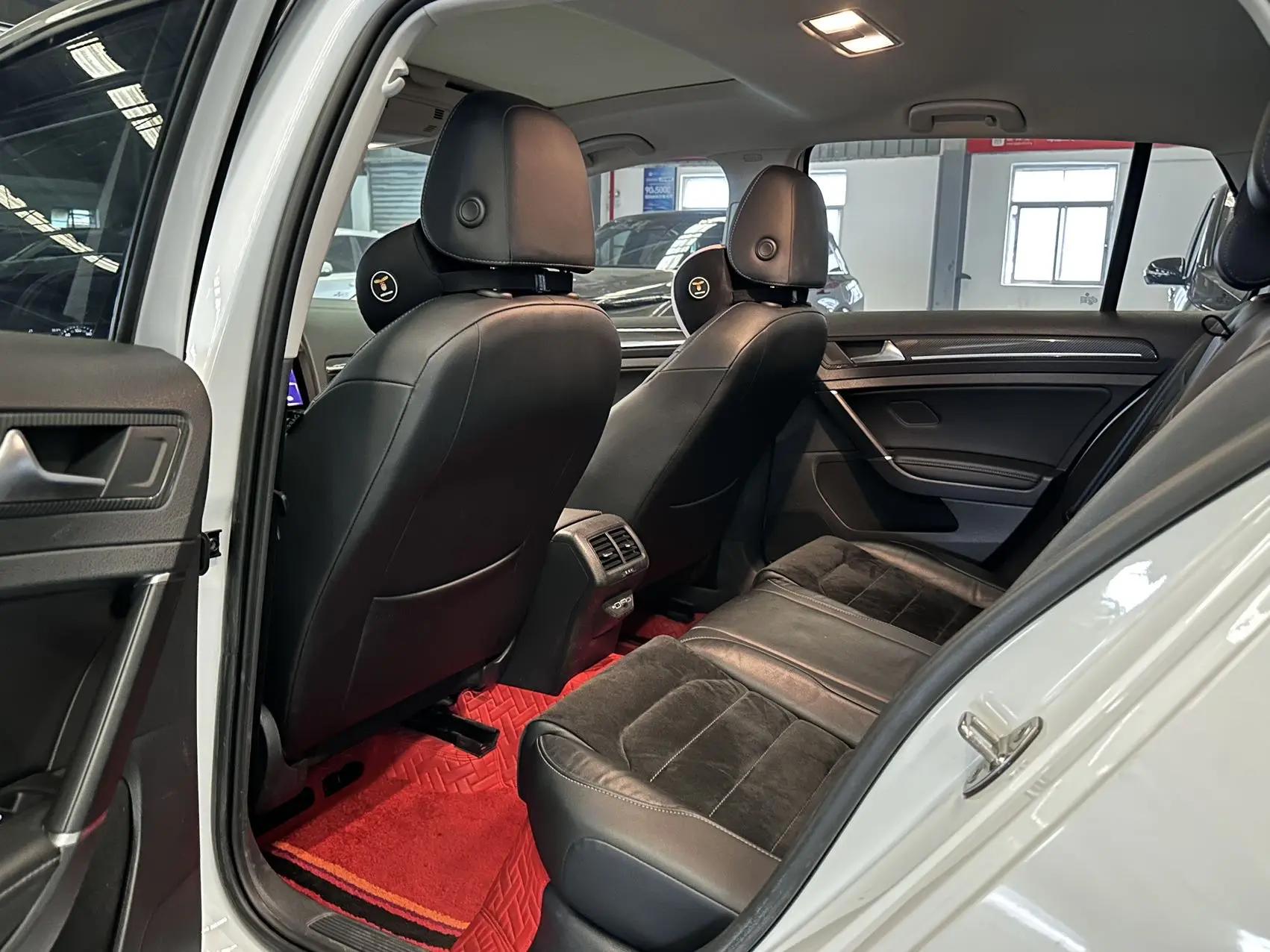 Golf 2020 Beloved Edition 280TSI DSG Luxury 8